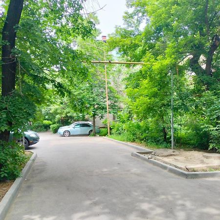 Квартира Рядом Арбата, Гоголя 92 Almaty Exterior foto